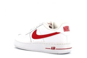 Nike Air Force 1 LV8 белые с красным (35-44)