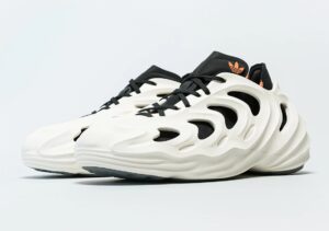 Adidas adiFOM Q "Wonder White/Core Black" белые с черным мужские-женские (40-44)